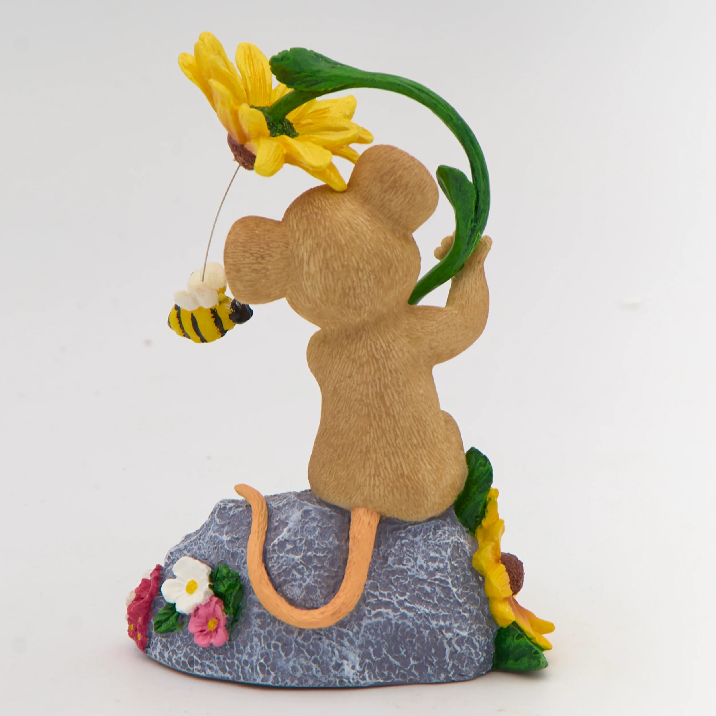 Charming Tails Bee Happy Figure - Image 3