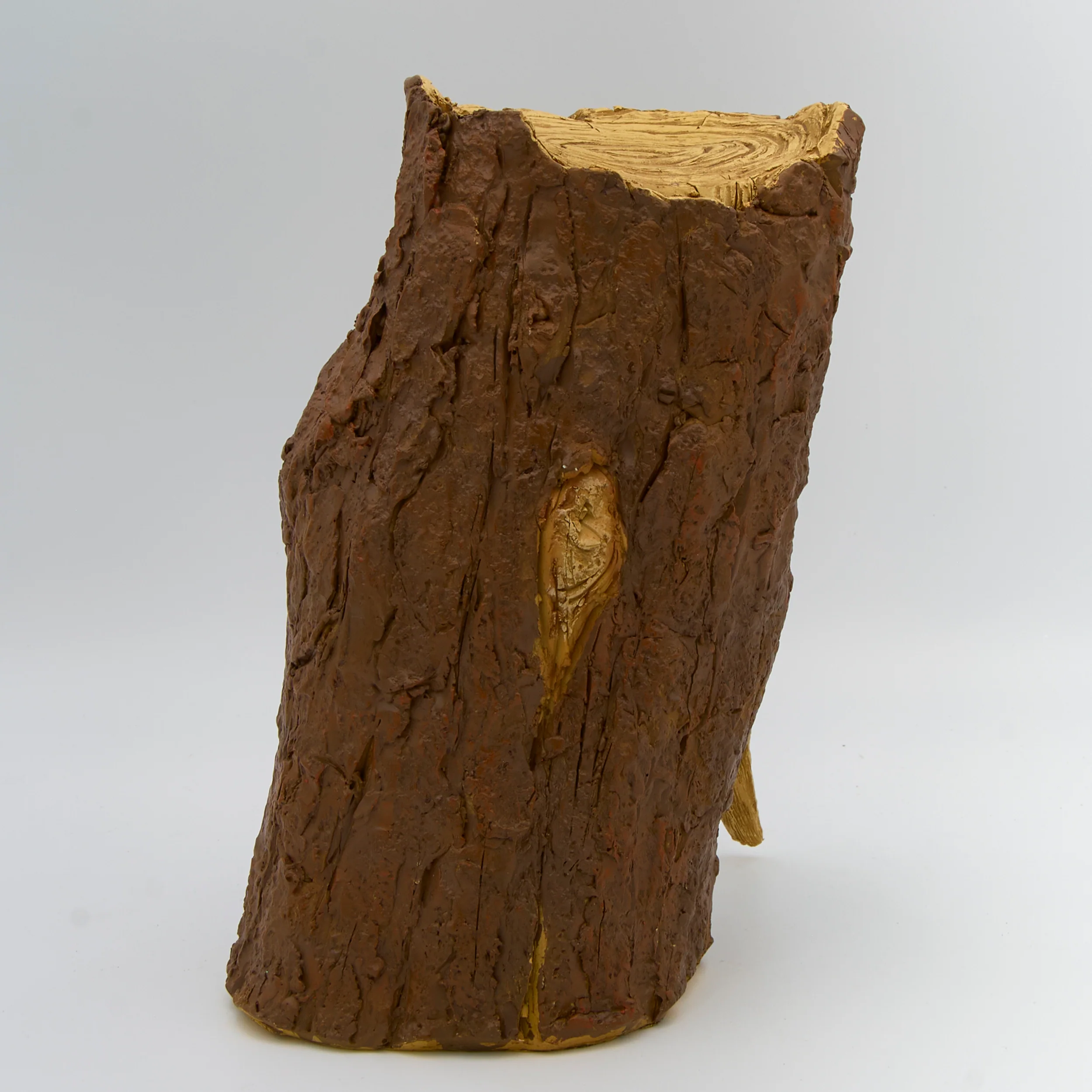 Mother Robin & Babies in Tree Trunk Garden Statue – Timber Tails Collection - Image 3