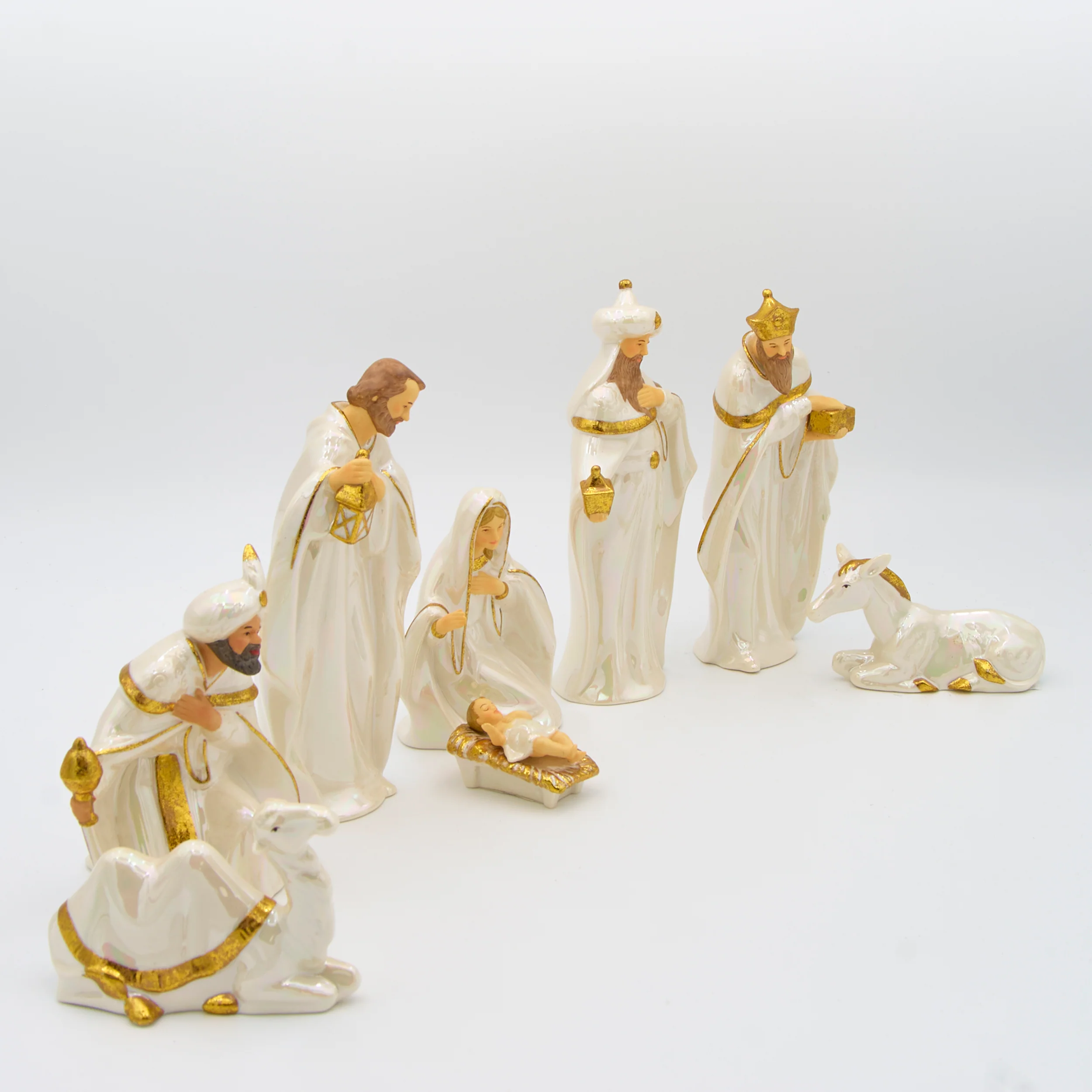 Elegant White & Gold Porcelain Nativity - Image 2