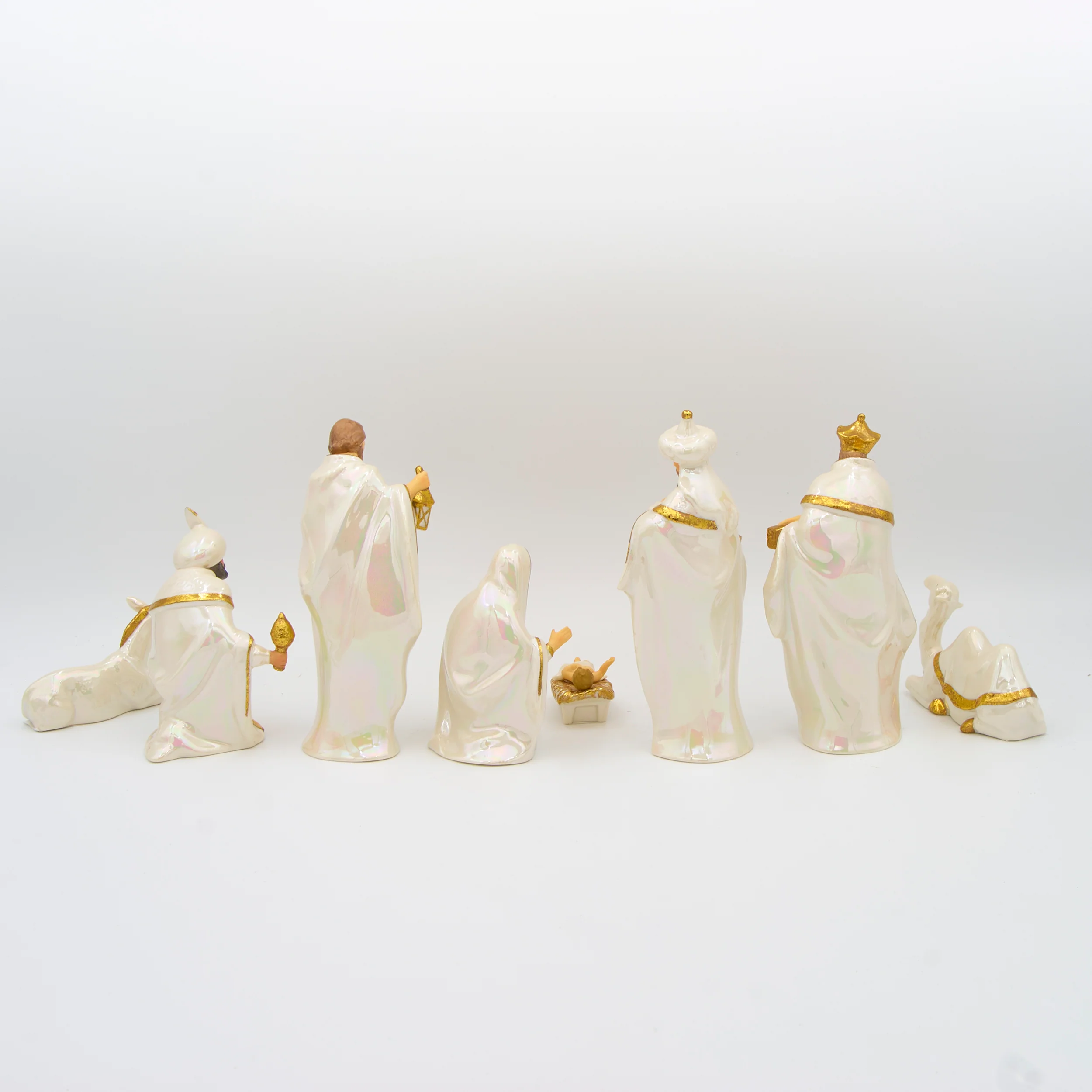 Elegant White & Gold Porcelain Nativity - Image 3